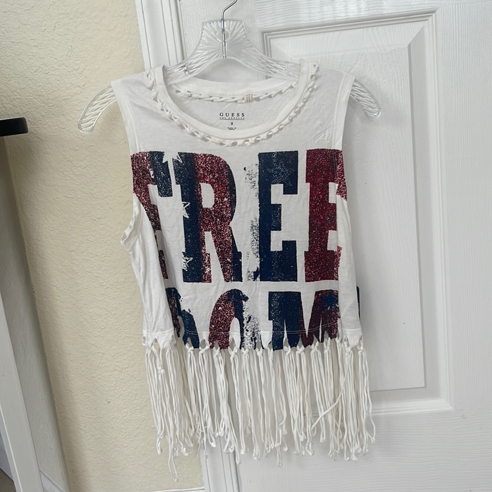 GUESS 🇺🇸 ⭐️⭐️ Patriotic T-Shirt with fringe